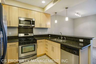Main picture of 405 W 2nd Ave