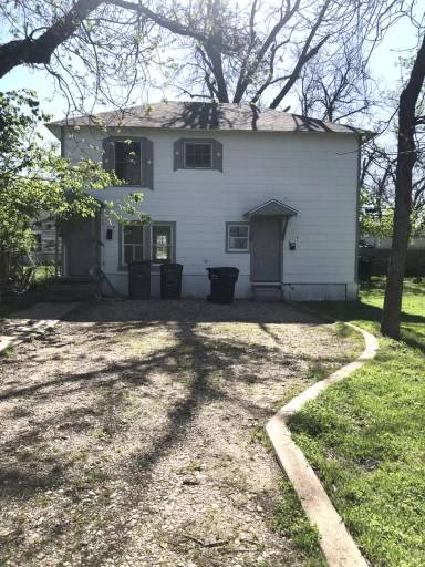 Main picture of 909 S 17th St