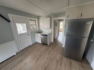 Main picture of 36-40 Green St