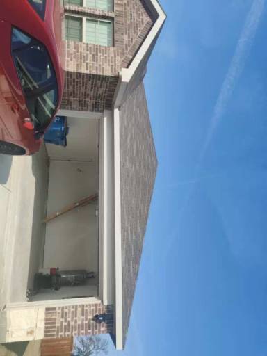 Main picture of 815 Ranahan Ln