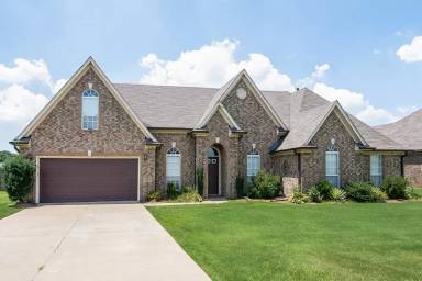 Main picture of 8361 Pinnacle Dr