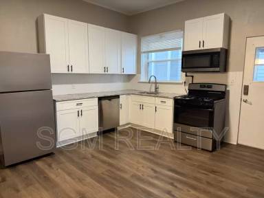 Main picture of 316 W Mill St