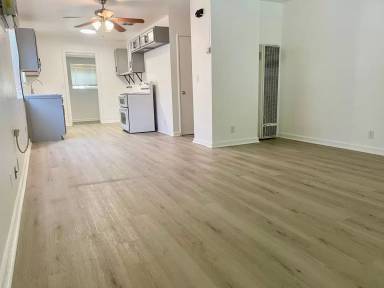 Main picture of 155 Drake Ave