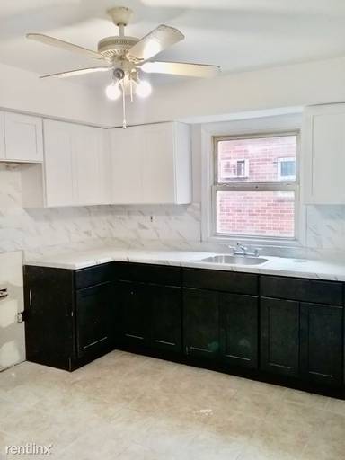 Main picture of 122 Maple Ave