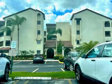 Main picture of 8933 SW 123rd Ct
