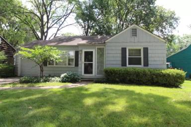 Main picture of 5527 Ash Dr