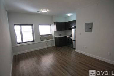 Main picture of 1417 N Bronson Ave