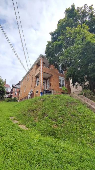 Main picture of 409 Kingsboro St
