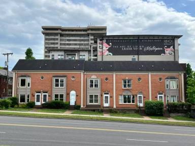 Main picture of 1819 Wedgewood Ave