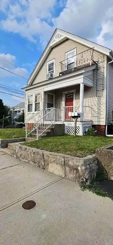 Main picture of 263 Grand Ave