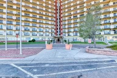 Main picture of 411 Lakewood Cir Apartments