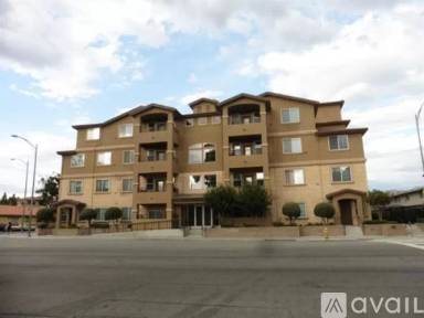Main picture of Jackson Park Condo