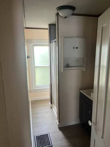 Main picture of 607 W Dominick St