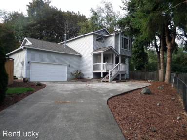 Main picture of 32601 45th Ct SW