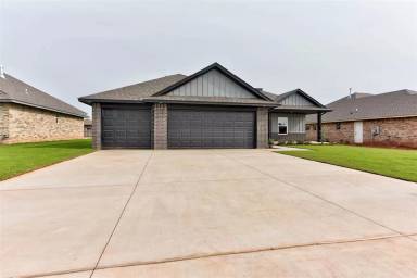 Main picture of 1931 W Flintlock Way