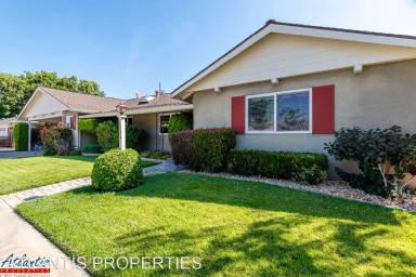 Main picture of 2534 Cherry Ave