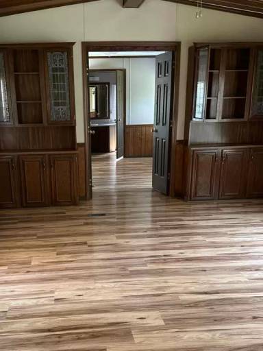 Main picture of 365 Bluestone Rd
