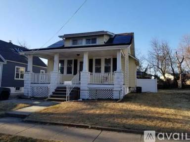 Main picture of 4529 Remington Ave