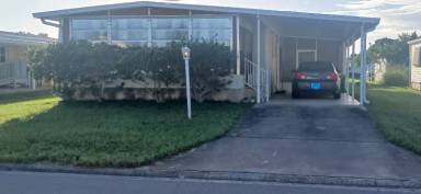 Main picture of 910 Periwinkle Cir