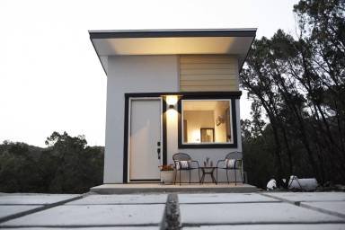 Main picture of 1391 Moerike Rd