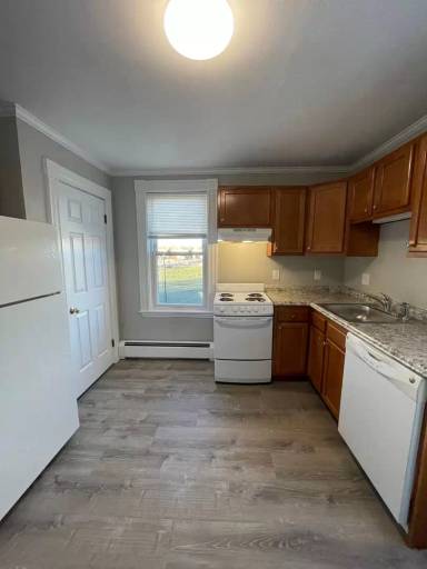 Main picture of 23 Blaine Ave