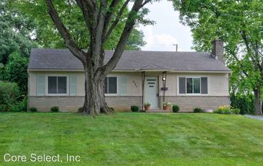 Main picture of 2799 Woodstock Rd