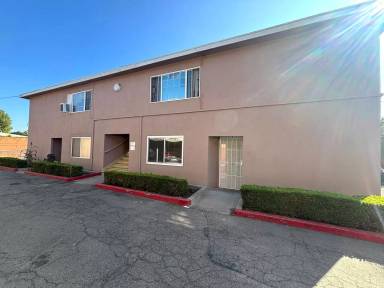 Main picture of 5836 Kingman Ave