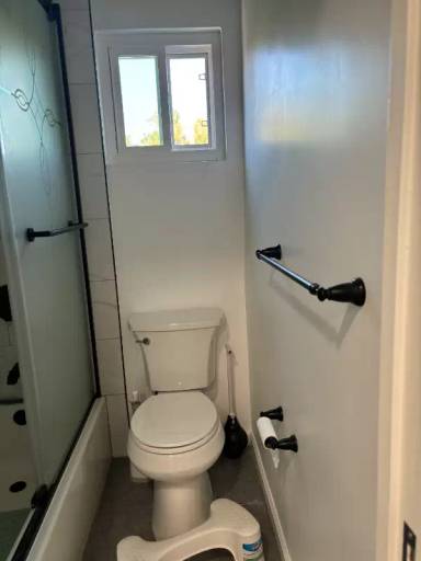 Main picture of 3681 Eastwood Cir