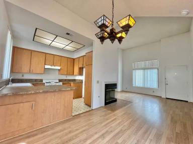 Main picture of 336 Park Shadow Ct