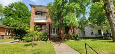 Main picture of 416 N Cedar St