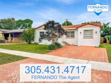 Main picture of 5760 SW 10th St