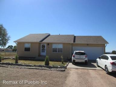 Main picture of 738 W Questa Dr