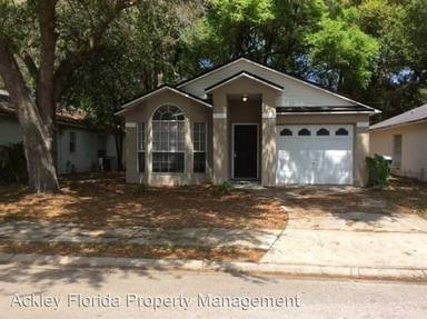 Main picture of 1069 Hamlet Dr