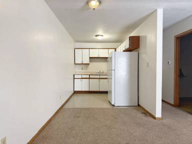 Main picture of 809 Mill St
