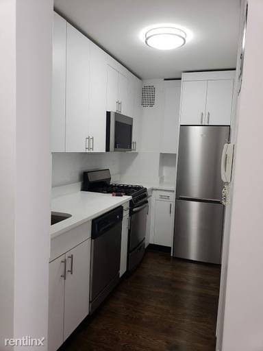 Main picture of 96 5th Ave Apartments