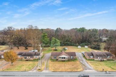 Main picture of 4611 Franklin Rd