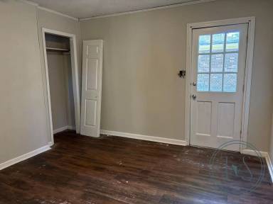 Main picture of 600 Heritage Dr