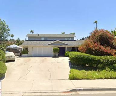 Main picture of 5076 Central Ave