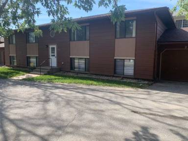 Main picture of 939 Boston Way