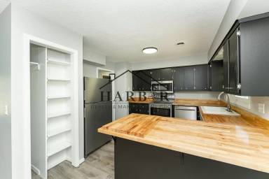 Main picture of 3521 15th Ave NW