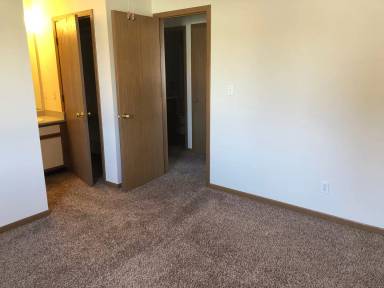 Main picture of 645 Squaw Creek Dr