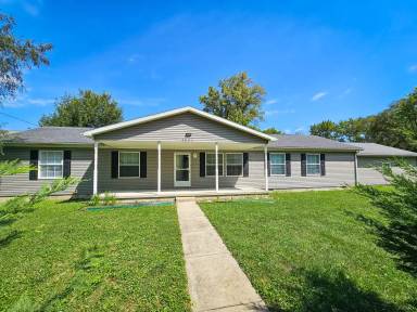 Main picture of 2802 W 61st St