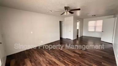 Main picture of 1425 N Sterling Ave