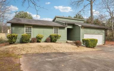 Main picture of 564 Tate Creek Ct NW