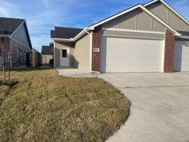 Main picture of 3809 S Bluelake Ct