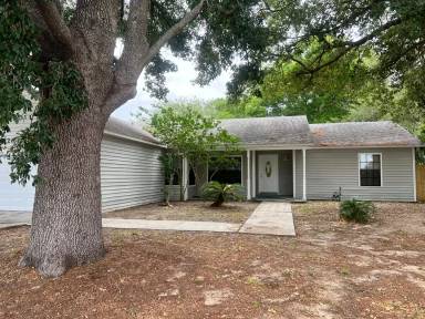 Main picture of 4720 Miranda Cir