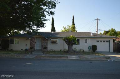 Main picture of 1949 Shulman Ave