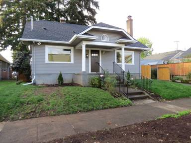 Main picture of 8124 SE Ash St