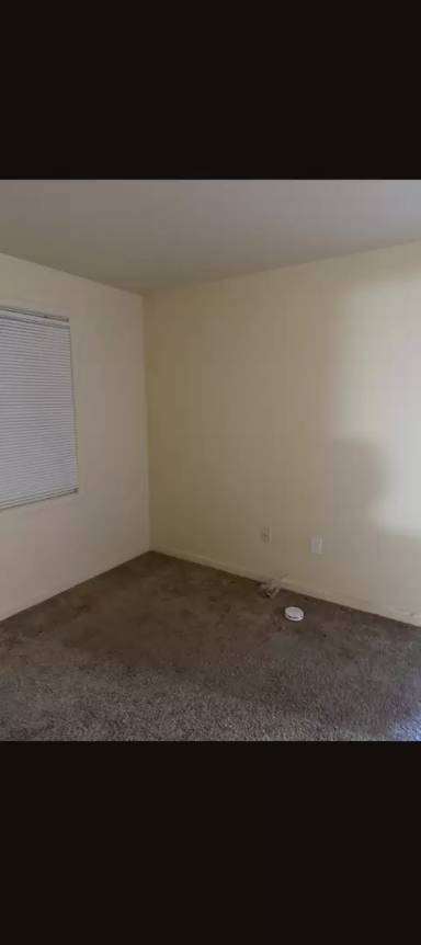 Main picture of 807 W Alvin St
