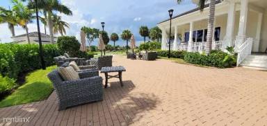 Main picture of 143 Yacht Club Dr